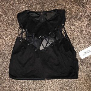BLACK VELVET GOING OUT CROP TOP